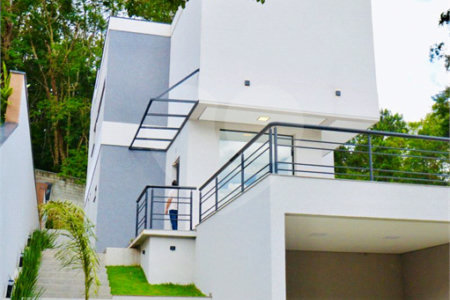 Casa à venda com 3 suítes no condomínio Quintas da Boa Vista, Atibaia - SP
