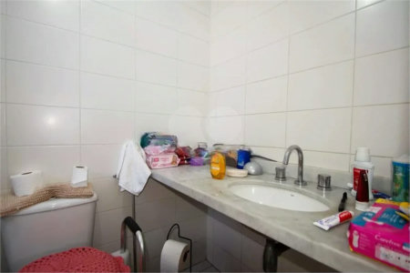 Apartamento à venda com 2 quartos, sendo 1 suíte, em Pinheiros, São Paulo, SP
