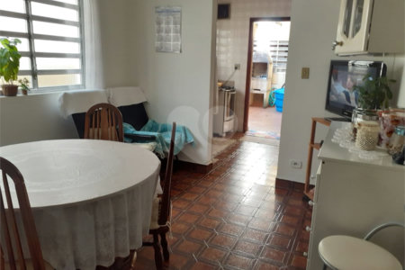 Sobrado à venda com 3 quartos, sendo 2 suítes, em Vila Anglo Brasileira, São Paulo, SP