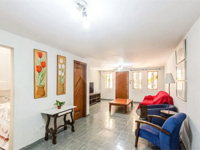Sobrado à venda com 3 quartos, sendo 1 suíte,  em Vila Guilherme, São Paulo, SP