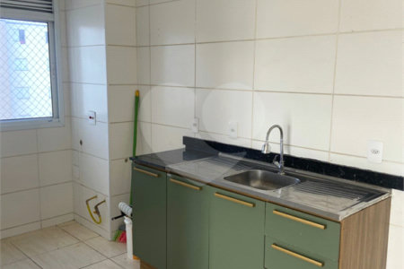Apartamento à venda com 2 quartos, sendo 1 suíte, em Jardim Itamarati, Poá, SP
