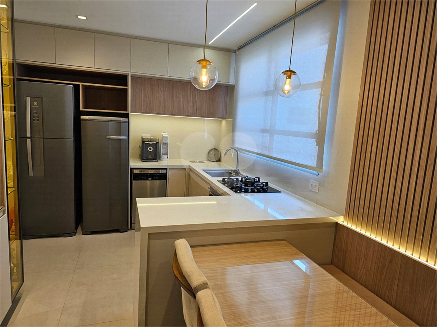 Apartamento à venda com 3 quartos, sendo 1 suíte, em Santo Amaro, São Paulo, SP
