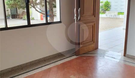 Casa à venda com 2 quartos, sendo 1 suíte,  no condomínio Flamboyant, São Paulo - SP