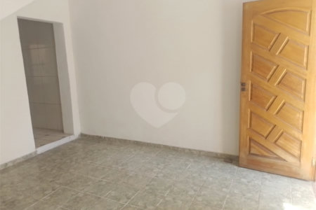 Sobrado à venda com 2 quartos em Vila Gustavo, São Paulo, SP