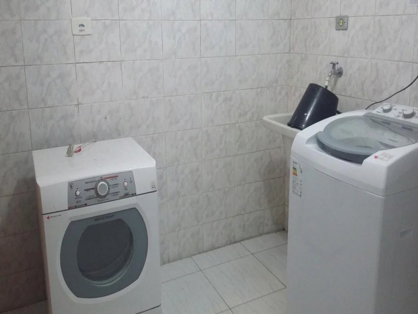 Casa à venda com 3 quartos, sendo 1 suíte, em Jardim Pinheiros, São Paulo, SP
