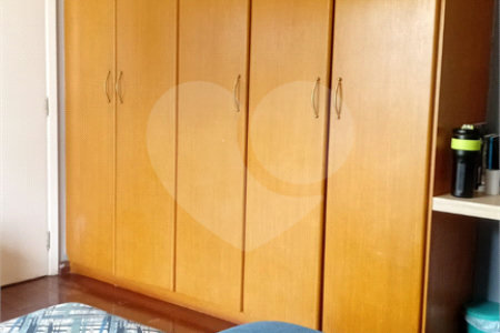 Casa à venda com 4 quartos, sendo 2 suítes, no condomínio Canamari, São Paulo - SP