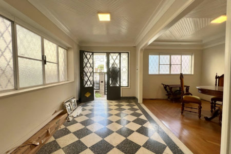 Casa com 3 dormitórios para alugar, 284 m² por R$ 21.162,89 - Gonzaga - Santos/SP