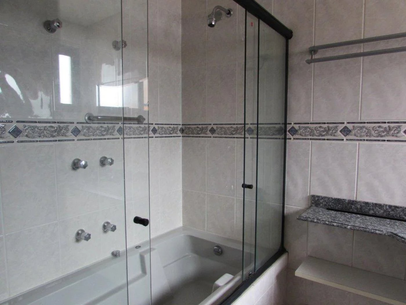 Apartamento à venda com 3 suítes em Bela Aliança, São Paulo, SP