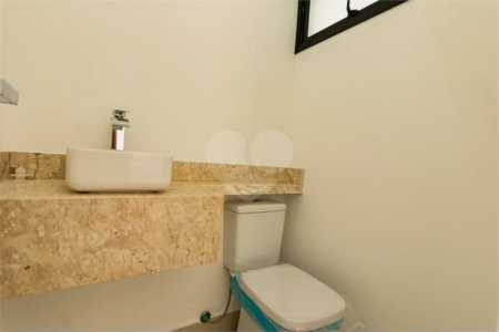 Casa à venda com 3 suítes no condomínio Residencial Mont'alcino, Valinhos - SP