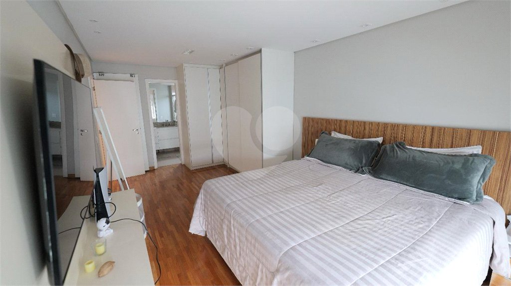 Apartamento á venda - Vila Olímpia