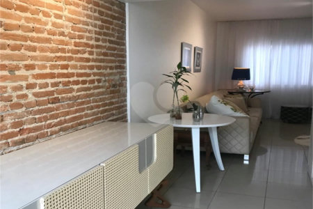Sobrado à venda com 3 quartos, sendo 1 suíte, em Santa Teresinha, São Paulo, SP