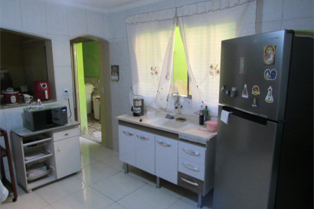 Sobrado à venda com 1 quarto, sendo 2 suítes, em Jardim das Oliveiras, São Paulo, SP