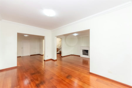 Casa à venda com 4 suítes no condomínio Residencial Le Premier Condominium, São Paulo - SP