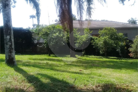 Chácara à venda com 4 quartos, sendo 3 suítes, em Campos de Atibaia, Atibaia, SP