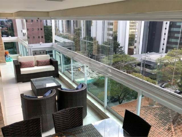 Apartamento à venda com 4 suítes em Brooklin, São Paulo, SP