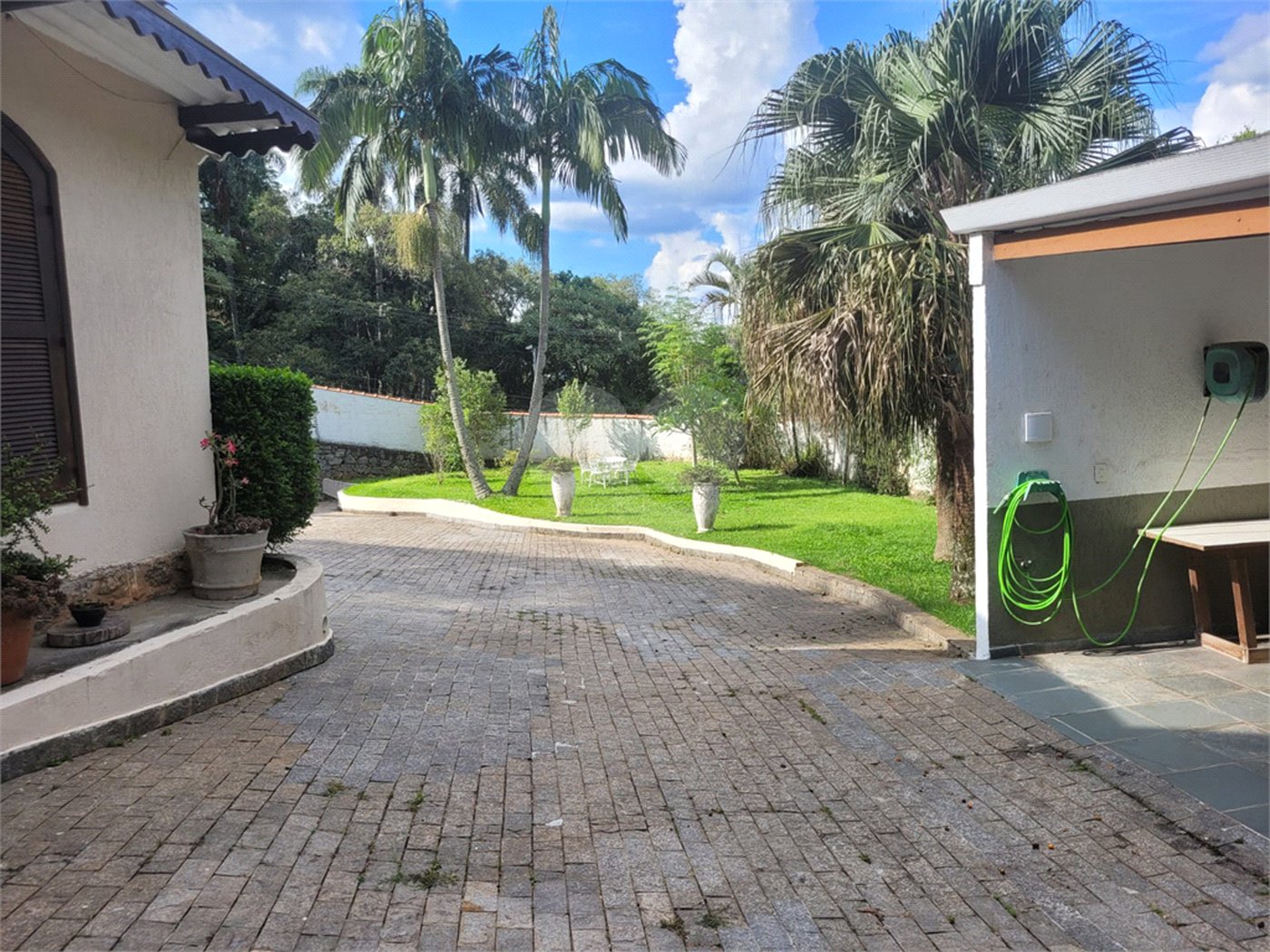 Sítio à venda com 6 quartos, sendo 3 suítes, em Serra da Cantareira, Mairiporã, SP