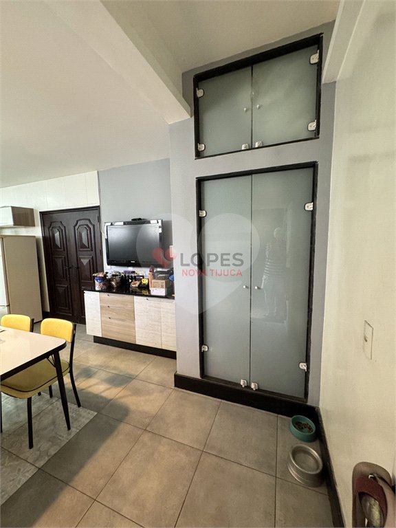 Cobertura à venda ou para alugar com 4 quartos, sendo 2 suítes, em Tijuca, Rio de Janeiro, RJ