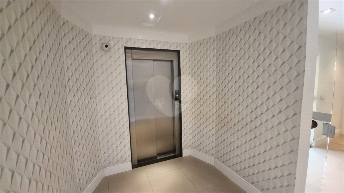 Apartamento à venda com 3 quartos, sendo 1 suíte,  em Indianópolis, São Paulo, SP