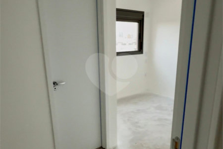 Apartamento à venda com 2 quartos, sendo 1 suíte, em Alto da Boa Vista, São Paulo, SP