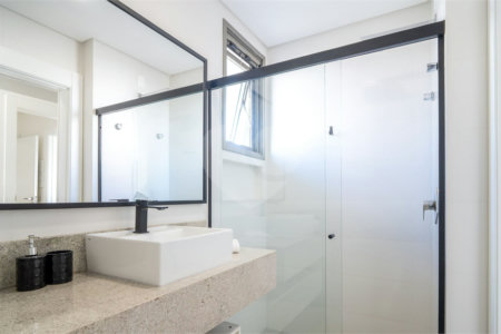 Apartamento à venda com 3 suítes em Jurerê, Florianópolis, SC