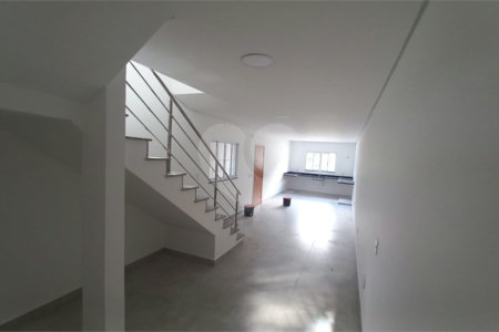 Casa para alugar com 3 quartos, sendo 1 suíte,  em Paraíso do Morumbi, São Paulo, SP
