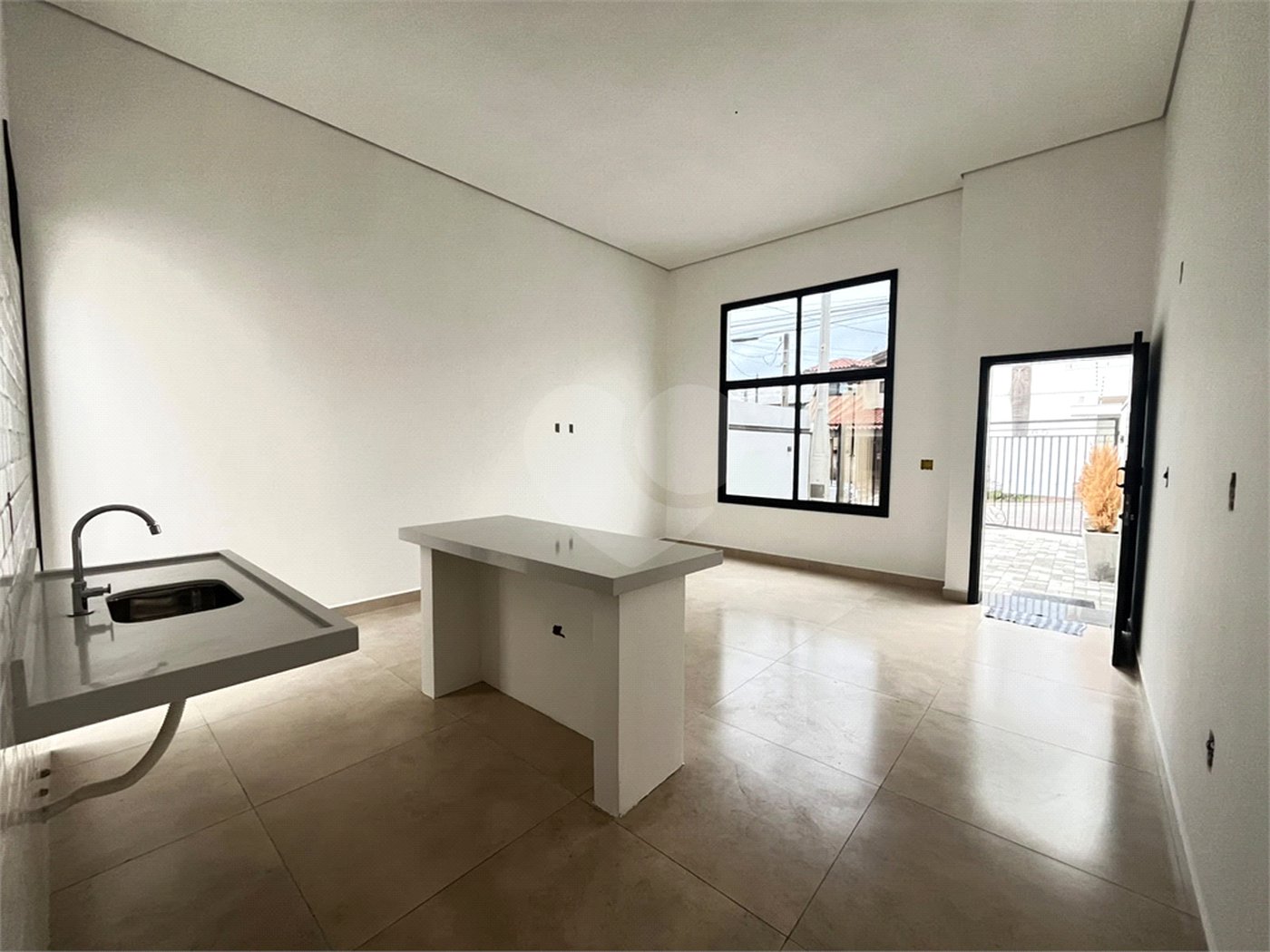Casa de Vila à venda com 3 quartos, sendo 1 suíte, em Vila São Caetano, Sorocaba, SP
