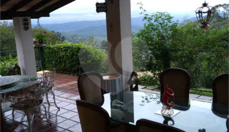 Casa à venda com 3 quartos, sendo 1 suíte, em Serra da Cantareira, Mairiporã, SP