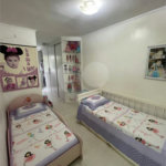 Casa à venda com 3 quartos, sendo 1 suíte, no condomínio Residencial Villagio Vitória, Guarulhos - SP