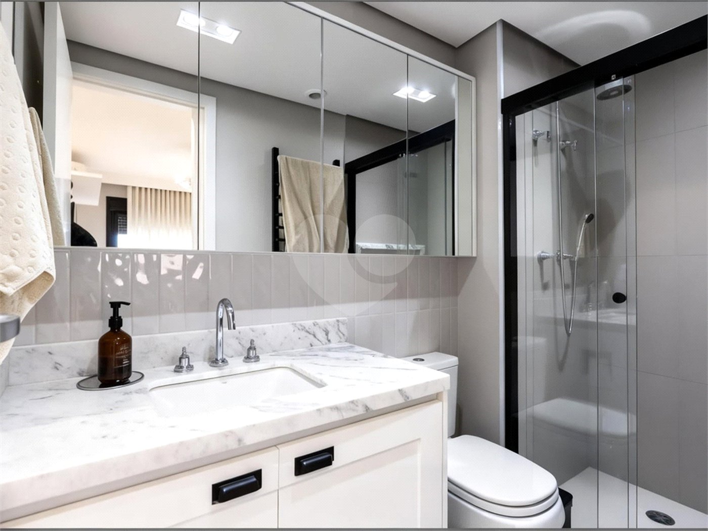 Apartamento à venda com 2 quartos, sendo 1 suíte, em Vila Cordeiro, São Paulo, SP