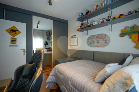 Apartamento à venda com 4 quartos, sendo 2 suítes, em Santo Amaro, São Paulo, SP