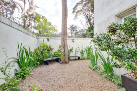 Casa à venda com 4 suítes no condomínio Solar Andaluz, São Paulo - SP