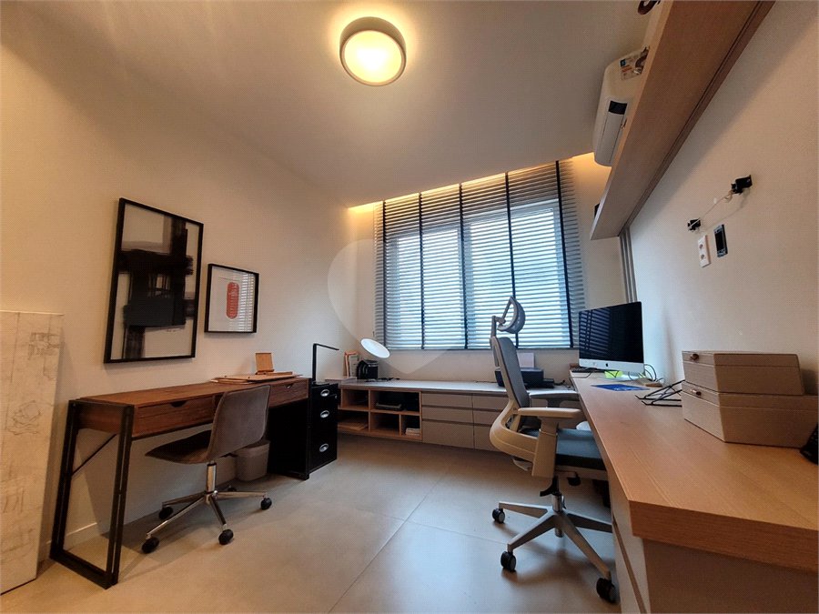 Apartamento à venda com 4 quartos, sendo 1 suíte,  em Ipanema, Rio de Janeiro, RJ