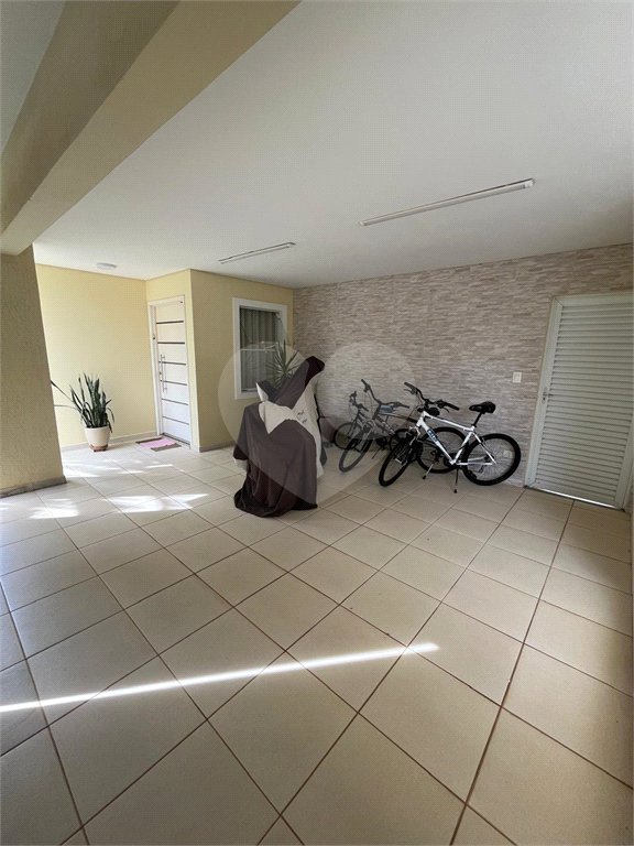 Casa à venda com 3 quartos, sendo 1 suíte, no condomínio Lago da Serra, Araçoiaba da Serra - SP