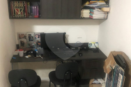 Casa à venda com 4 quartos, sendo 1 suíte, no condomínio Villagio Milano, Sorocaba - SP
