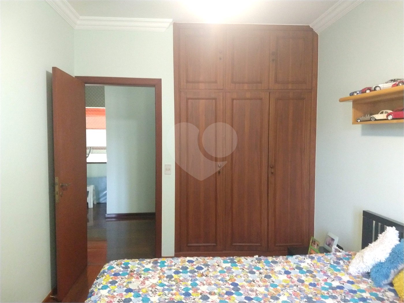 Sobrado à venda com 4 quartos, sendo 1 suíte,  em Parque dos Príncipes, São Paulo, SP