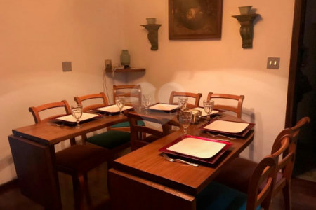 Casa à venda com 5 quartos, sendo 2 suítes,  em Jardim Everest, São Paulo, SP