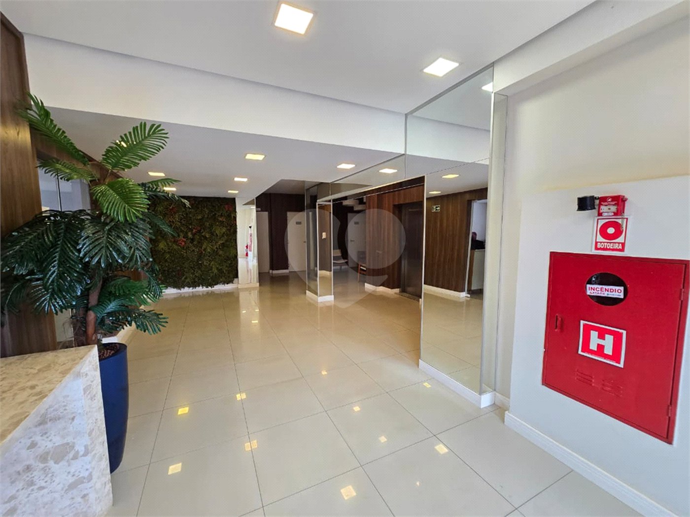 Apartamento à venda com 3 quartos, sendo 1 suíte, no Centro, Itapetininga, SP