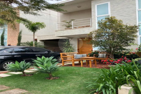 Casa à venda com 3 suítes no condomínio Maison Blanche, Indaiatuba - SP