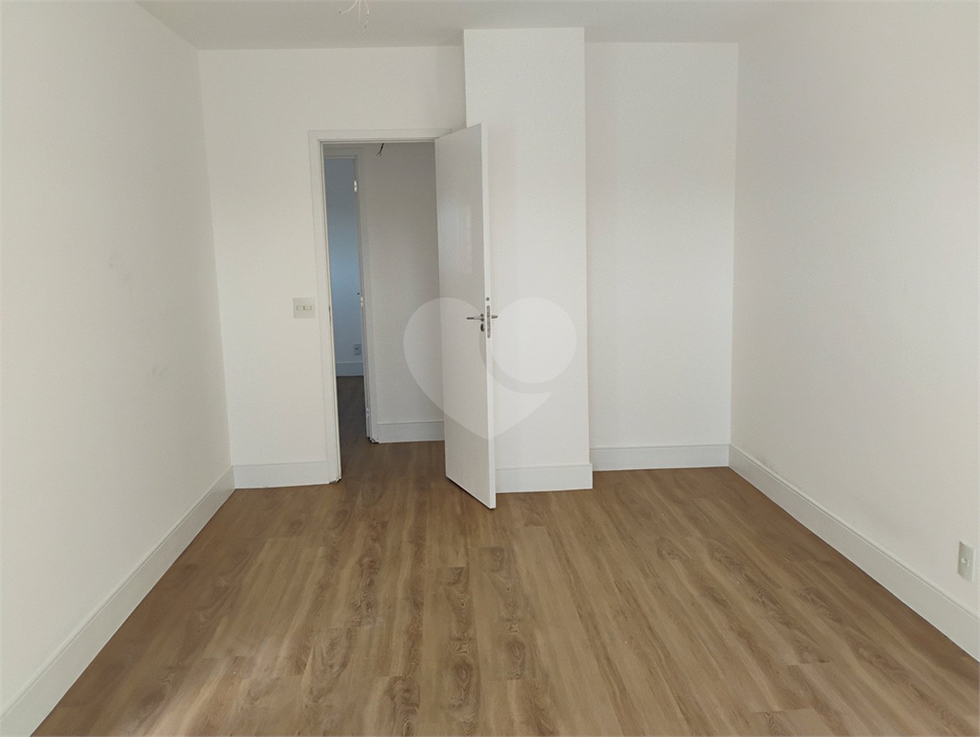 Apartamento à venda com 3 suítes em Anhangabaú, Jundiaí, SP