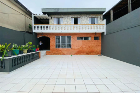 Sobrado à venda com 8 quartos em Jardim São Jorge (raposo Tavares), São Paulo, SP