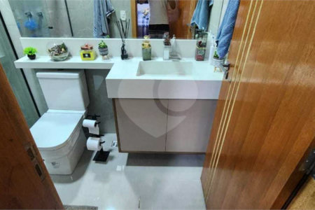 Casa à venda com 3 quartos, sendo 1 suíte, no condomínio Horto Florestal Villagio, Sorocaba - SP