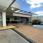 Casa térrea 2 quartos 1 suíte e piscina. Jardim Embaré