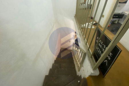 Casa à venda com 2 quartos em Jardim Alvorada, oportunidade para investidor