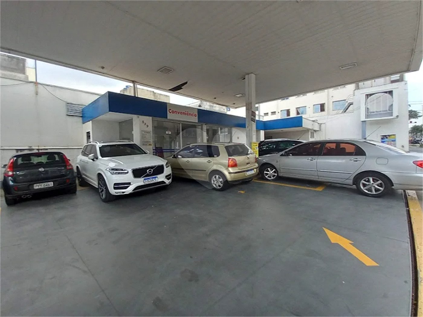 Espaço ideal para posto de gasolina, farmácia e loja no Bom Retiro