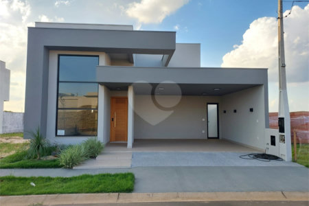 Casa Nova e Térrea no Villeneuve