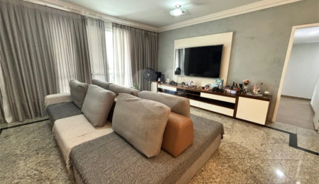 Apartamento à venda com 4 quartos, sendo 2 suítes, em Tijuca, Rio de Janeiro, RJ