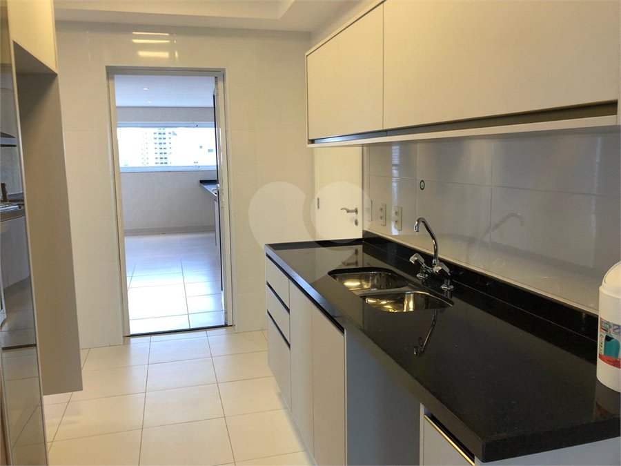 Apartamento à venda ou para alugar com 3 suítes em Santo Amaro, São Paulo, SP
