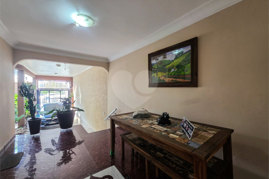Casa à venda com 4 quartos, sendo 1 suíte, em Sapopemba, São Paulo, SP