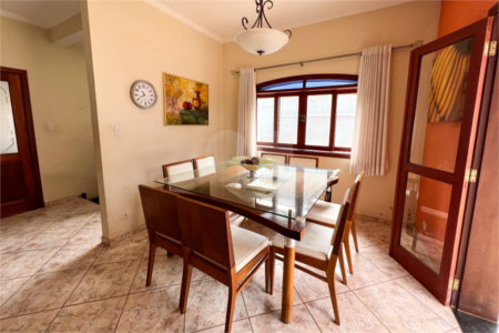 Casa à venda com 4 quartos, sendo 2 suítes,  no condomínio Villaggio Capriccio, Louveira - SP