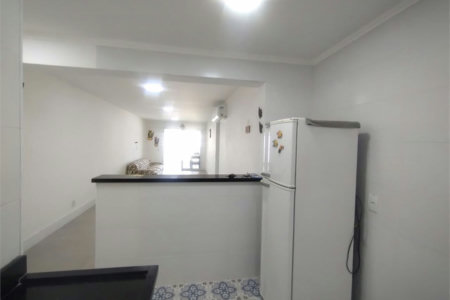 Apartamento Residencial à venda, Jardim Astúrias, Guarujá - AP0683.
